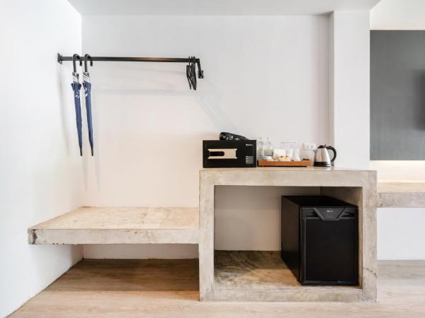 Kokotel Khao Lak Lighthouse - SHA Extra Plus : photo 4 de la chambre  chambre double supérieure avec balcon