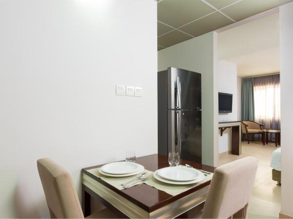 Centara Life Muscat Dunes Hotel : photo 1 de la chambre suite familiale
