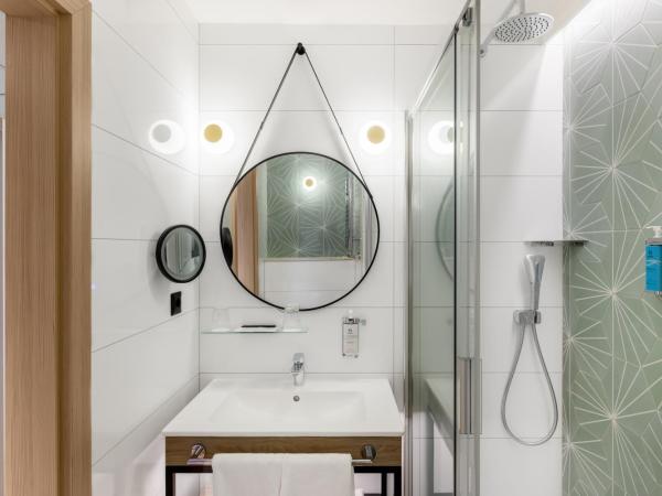 Ensana Thermal Aqua : photo 5 de la chambre chambre double premium avec accès bien-Être et salle de sport