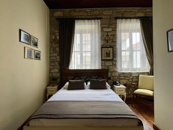 Urla Taş Konak Otel : photo 1 de la chambre chambre double deluxe