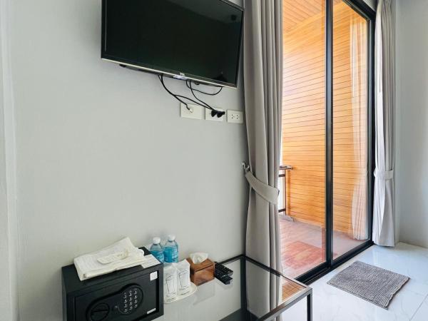 Evergreen Koh Chang Resort : photo 8 de la chambre chambre double - vue sur piscine