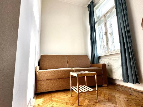 Jacob Brno : photo 9 de la chambre chambre quadruple avec salle de bains commune