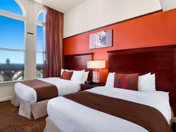 The Emily Morgan Hotel - A DoubleTree by Hilton : photo 4 de la chambre chambre avec 2 grands lits queen-size