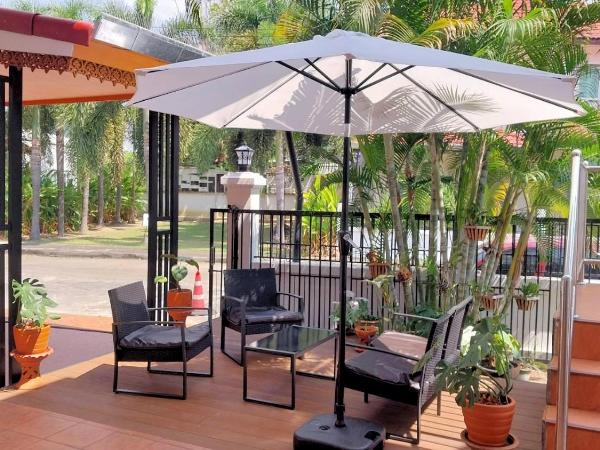 P and A Thai Lanna Resort : photo 3 de la chambre chambre lit queen-size deluxe