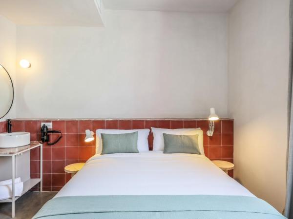Madrid Live Coworking - SELF SERVICE - : photo 7 de la chambre chambre double - vue sur piscine