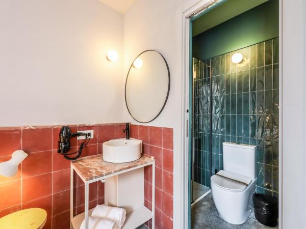 Madrid Live Coworking - SELF SERVICE - : photo 7 de la chambre chambre double - vue sur piscine