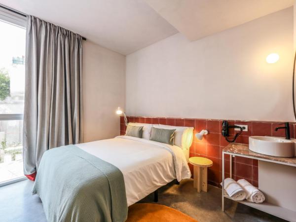 Madrid Live Coworking - SELF SERVICE - : photo 10 de la chambre chambre double - vue sur piscine