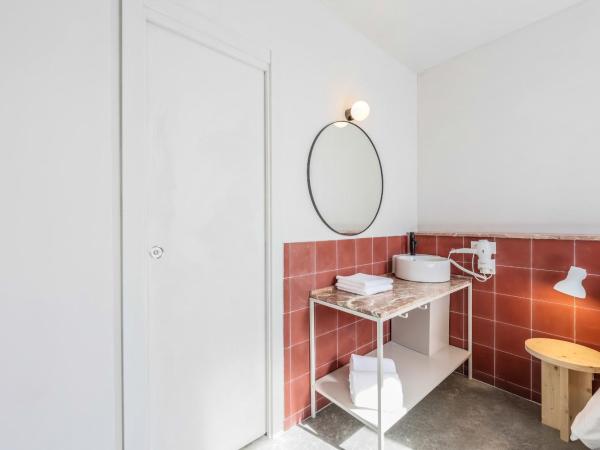 Madrid Live Coworking - SELF SERVICE - : photo 10 de la chambre chambre deluxe