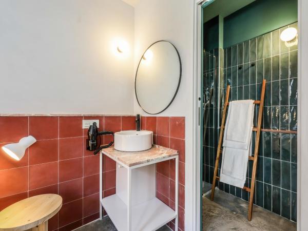 Madrid Live Coworking - SELF SERVICE - : photo 5 de la chambre chambre double supérieure