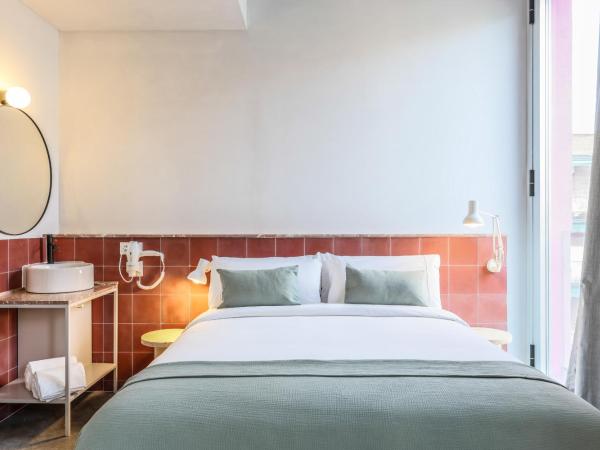 Madrid Live Coworking - SELF SERVICE - : photo 4 de la chambre chambre double supérieure