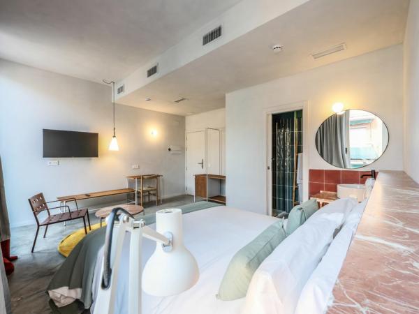 Madrid Live Coworking - SELF SERVICE - : photo 6 de la chambre chambre double supérieure