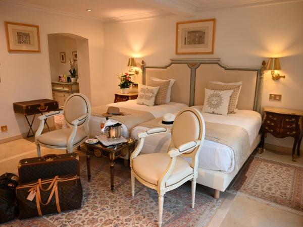 Hôtel La Villa Eugene : photo 1 de la chambre chambre deluxe