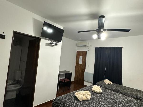 Hotel Quito : photo 1 de la chambre chambre quadruple