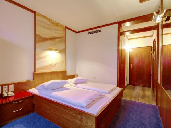 Vienna Sporthotel : photo 7 de la chambre chambre double confort