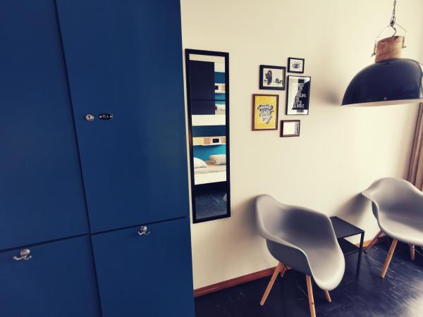 Backpackers Luzern : photo 1 de la chambre lit simple dans dortoir mixte de 4 lits avec salle de bains commune