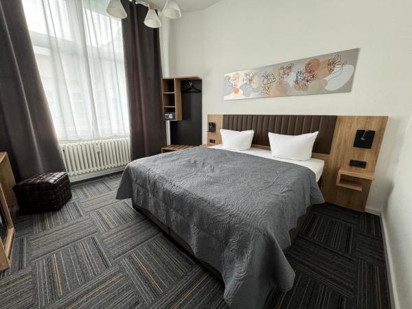 Hotel Bregenz : photo 1 de la chambre chambre double standard