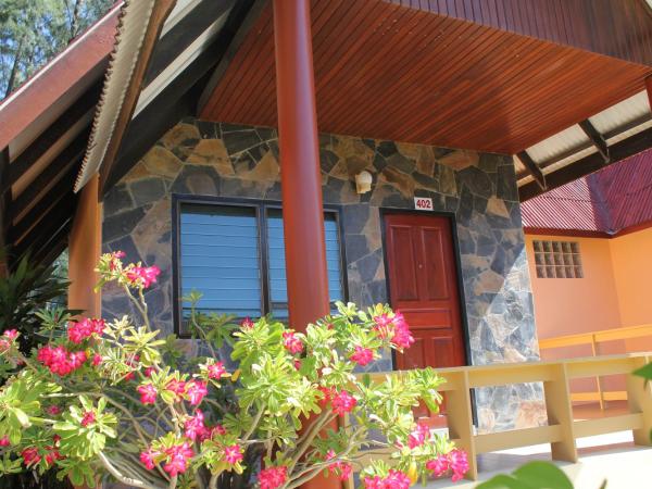 D.R. Lanta Bay Resort : photo 5 de la chambre bungalow (3 adultes)