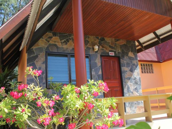 D.R. Lanta Bay Resort : photo 5 de la chambre bungalow (3 adultes)