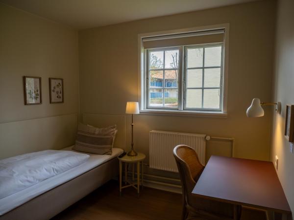 Hotel Knudsens Gaard : photo 1 de la chambre petite chambre simple