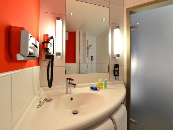 Ibis Muenchen City Ost : photo 2 de la chambre chambre double