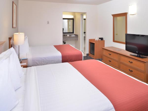 Pleasant Inn : photo 3 de la chambre chambre 2 lits queen-size - non-fumeurs