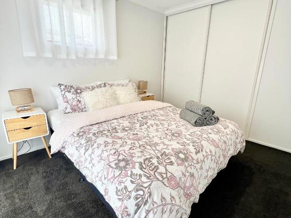 New Lynn Dream guest house : photo 2 de la chambre bungalow familial