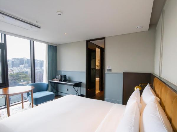 Hotel Crescendo Seoul : photo 4 de la chambre chambre lit king-size signature
