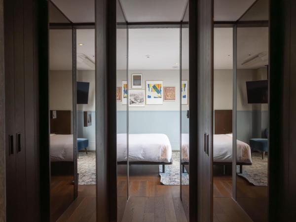 Hotel Crescendo Seoul : photo 8 de la chambre chambre lit king-size signature