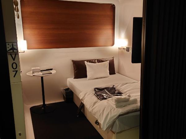 First Cabin Haneda Terminal 1 : photo 1 de la chambre cabine première classe - réservée aux hommes