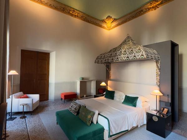 Hotel Palazzo Durazzo Suites : photo 3 de la chambre suite