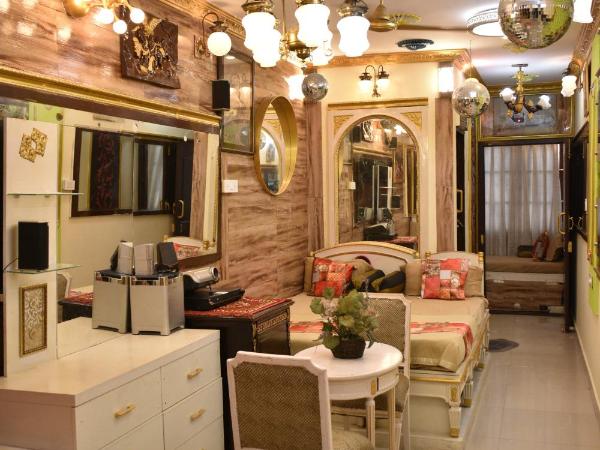 Ya Inn & Suites : photo 5 de la chambre dortoir mixte de 10 lits