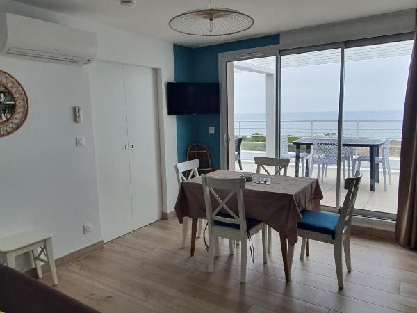 La Vigie Vacances : photo 1 de la chambre appartement - vue sur mer