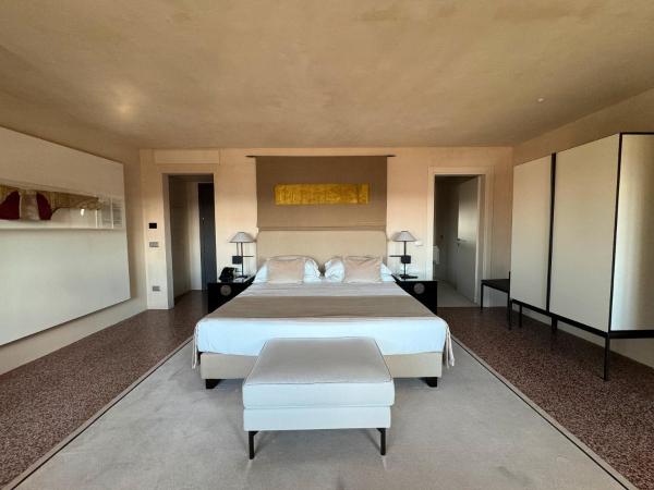 Hotel Palazzo Durazzo Suites : photo 3 de la chambre chambre double deluxe - vue sur mer