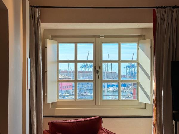 Hotel Palazzo Durazzo Suites : photo 7 de la chambre chambre double deluxe - vue sur mer