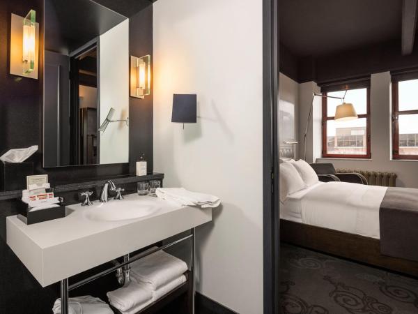 Hôtel Le Germain Québec : photo 5 de la chambre chambre lit king-size classique