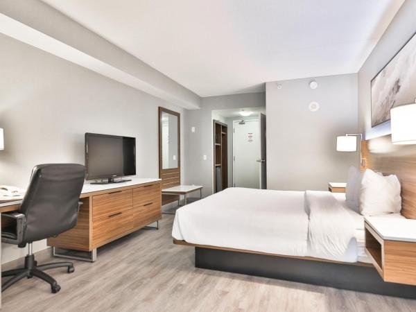 Admiral Inn Mississauga : photo 6 de la chambre chambre lit king-size