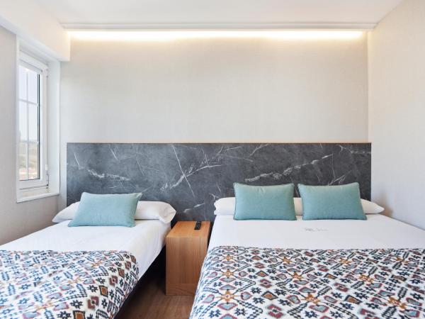 PR 25 de Julio : photo 1 de la chambre chambre double avec lit d'appoint