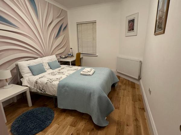 Rosie Cosy House Cricklewood : photo 5 de la chambre chambre double - vue sur jardin