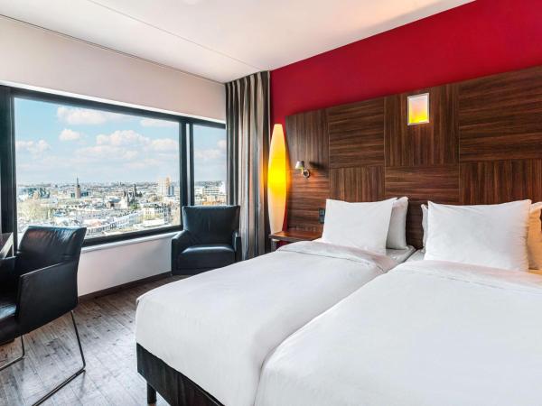 Maashotel Rotterdam Centre : photo 2 de la chambre chambre lits jumeaux deluxe - vue sur la ville