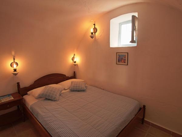 Aethrio Sunset Village - Oia : photo 7 de la chambre appartement (3 adultes)