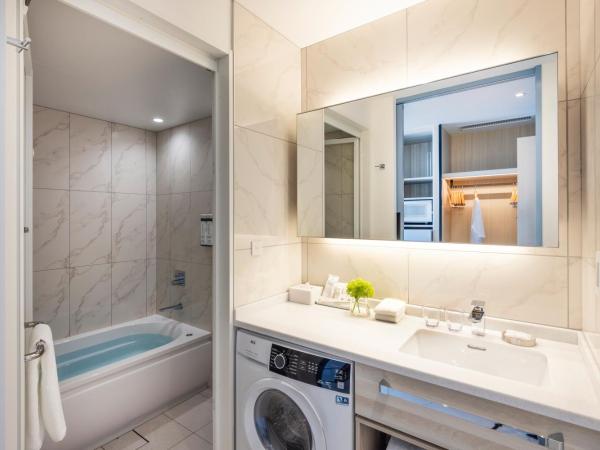 Hyatt House Tokyo Shibuya : photo 5 de la chambre chambre lit king-size avec canapé-lit