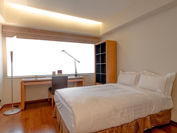 Shanghai Centre Serviced Apartment : photo 10 de la chambre appartement 4 chambres (petit-déjeuner buffet)
