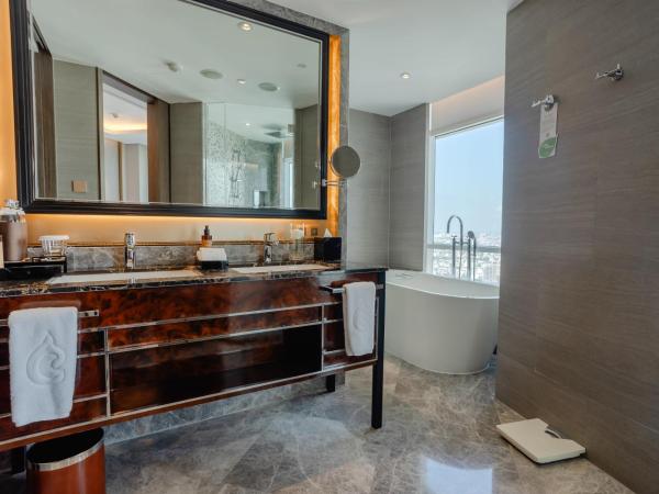 Centara Grand At CentralWorld : photo 6 de la chambre suite exécutive en coin