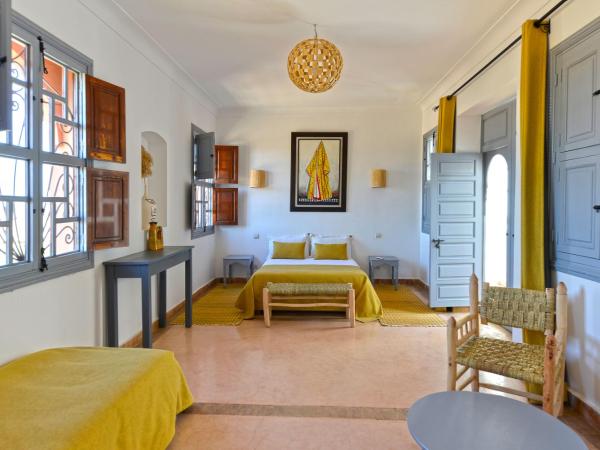Villa Agora, Villa à la campagne proche Marrakech : photo 3 de la chambre chambre triple - vue sur la piscine