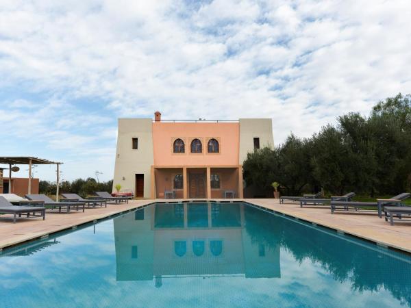 Villa Agora, Villa à la campagne proche Marrakech : photo 7 de la chambre chambre quadruple - vue sur jardin