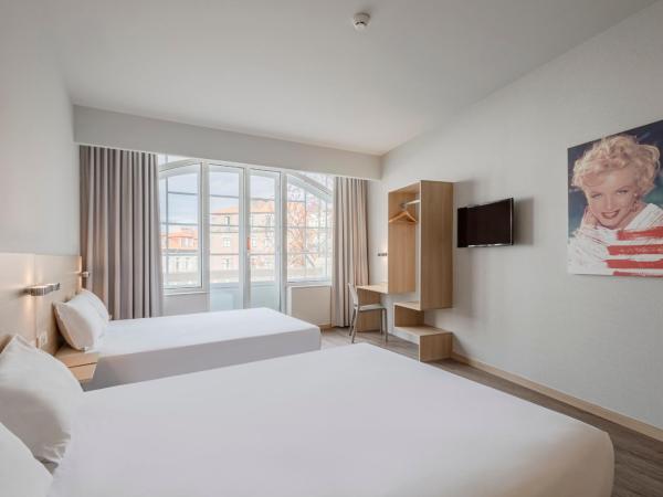 Moov Hotel Porto Centro : photo 3 de la chambre chambre supérieure