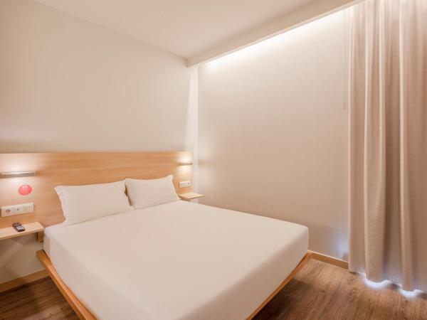 Moov Hotel Porto Centro : photo 5 de la chambre chambre double standard