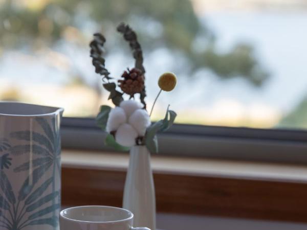 Sea View Guest House : photo 4 de la chambre chambre double - vue sur mer