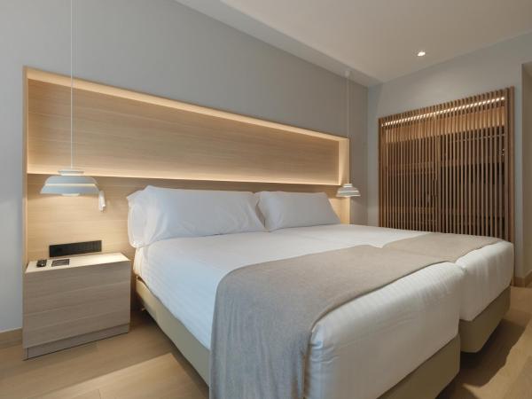 Zenit Coruña : photo 2 de la chambre chambre double ou lits jumeaux