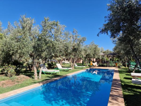 Manzal Lahbab (Pavillons, Bungalows, Piscine et Jardins) : photo 2 de la chambre chambre lit queen-size - vue sur piscine